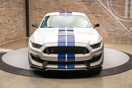 Oxford White 2016 Ford Shelby GT350 Base