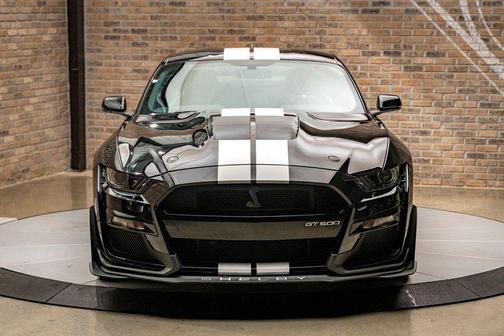 2020 Ford Shelby GT500 Base