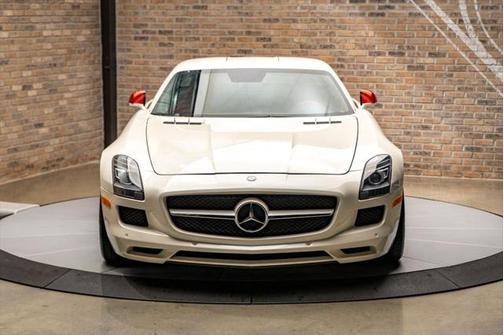 2011 Mercedes-Benz SLS AMG Base
