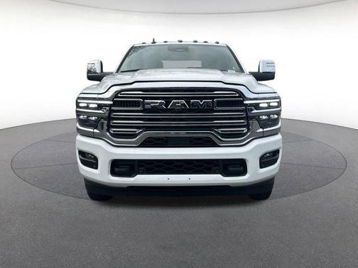 2026 RAM 3500 Laramie Crew Cab 4x4 8' Box