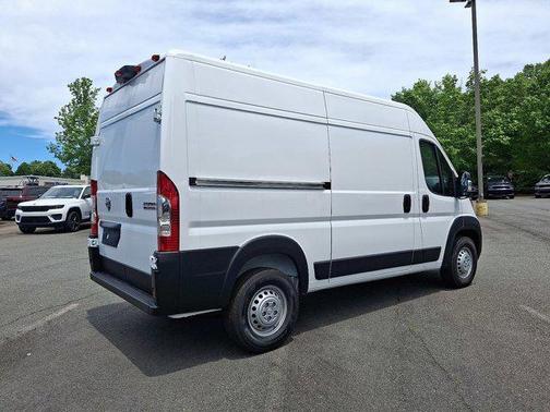 2025 RAM ProMaster 2500 Tradesman