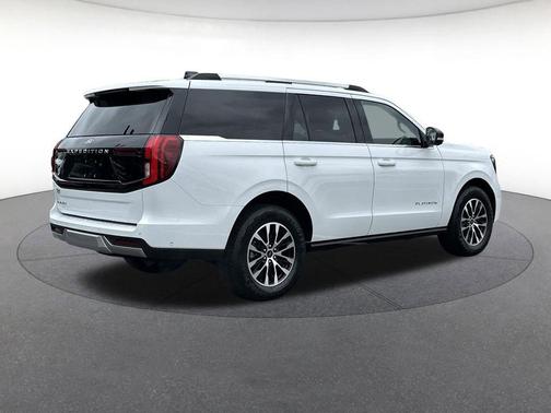 Oxford White 2025 Ford Expedition Platinum