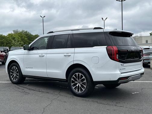 Oxford White 2025 Ford Expedition Platinum