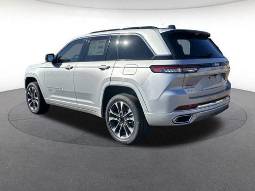 2025 Jeep Grand Cherokee Overland