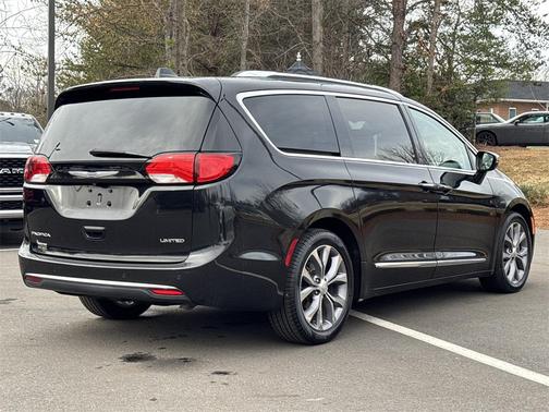 2019 Chrysler Pacifica Limited