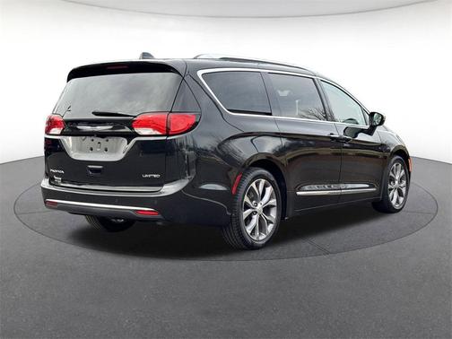 2019 Chrysler Pacifica Limited