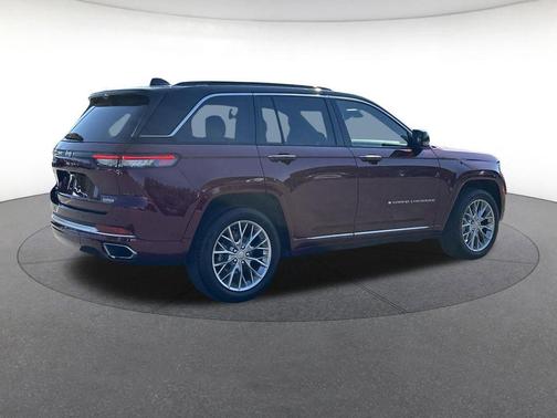 Velvet Red Pearlcoat 2025 Jeep Grand Cherokee Summit