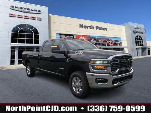 2025 RAM 2500 Big Horn Crew Cab 4x4 8' Box