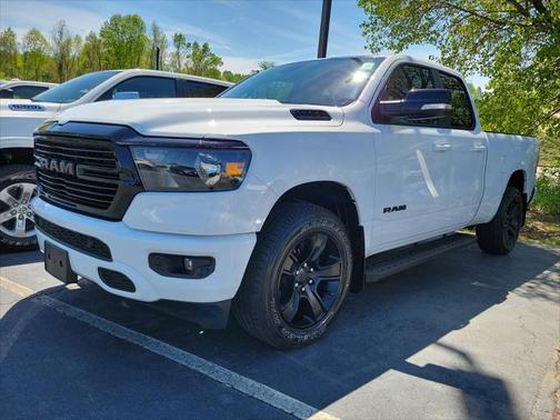 Bright White Clearcoat 2021 RAM 1500 Big Horn/Lone Star
