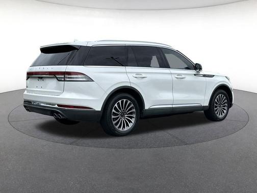 Pristine White 2021 Lincoln Aviator Reserve AWD