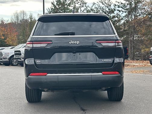 2021 Jeep Grand Cherokee L Laredo