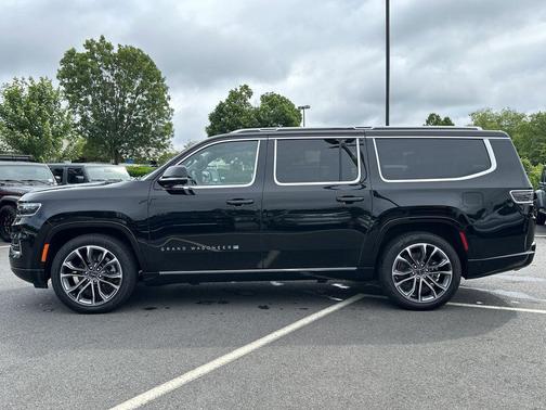 Diamond Black Crystal Pearlcoat 2024 Jeep Grand Wagoneer L Series III 4x4