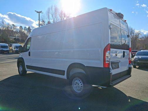 2025 RAM ProMaster 2500 Tradesman