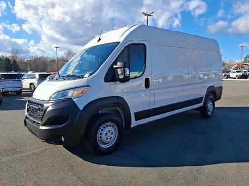 2025 RAM ProMaster 2500 Tradesman