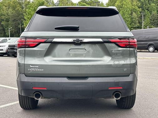 Silver Sage Metallic 2022 Chevrolet Traverse LT Cloth
