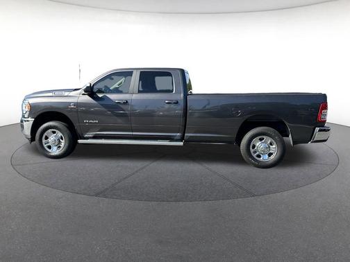 Granite Crystal Metallic Clearcoat 2020 RAM 3500 Big Horn Crew Cab 4x4 8' Box