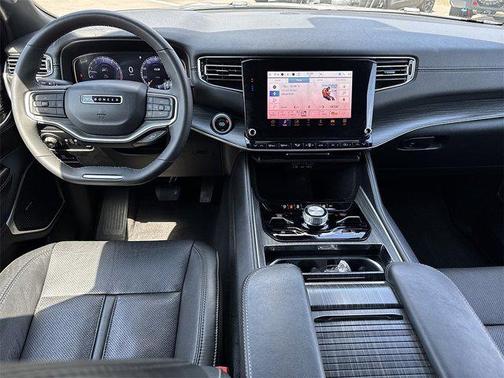 2023 Jeep Wagoneer L Series III 4x4