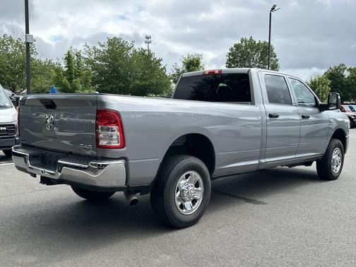 Billet Silver Metallic Clearcoat 2024 RAM 3500 Tradesman Crew Cab 4x4 8' Box