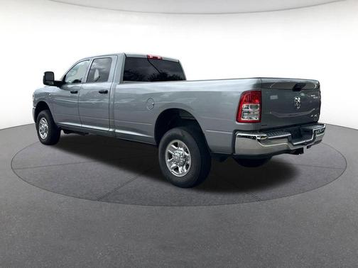 Billet Silver Metallic Clearcoat 2024 RAM 3500 Tradesman Crew Cab 4x4 8' Box