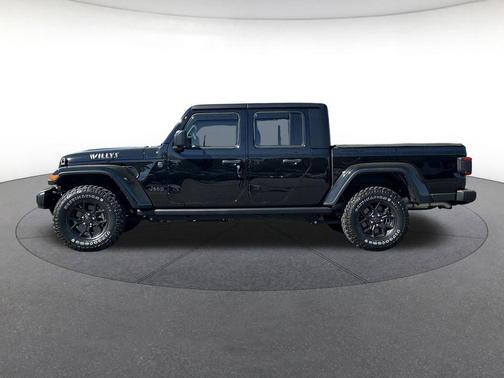 Black Clearcoat 2024 Jeep Gladiator Willys