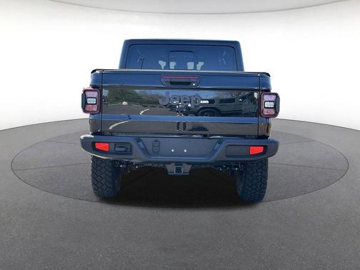 Black Clearcoat 2024 Jeep Gladiator Willys