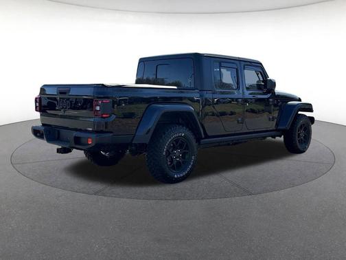 Black Clearcoat 2024 Jeep Gladiator Willys