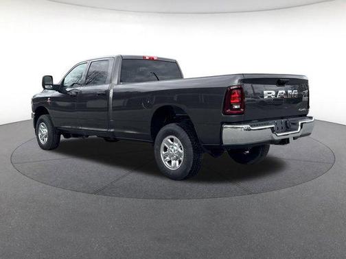 2026 RAM 2500 Tradesman Crew Cab 4x4 8' Box