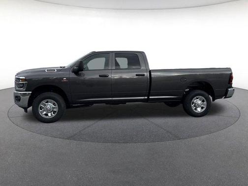 2026 RAM 2500 Tradesman Crew Cab 4x4 8' Box