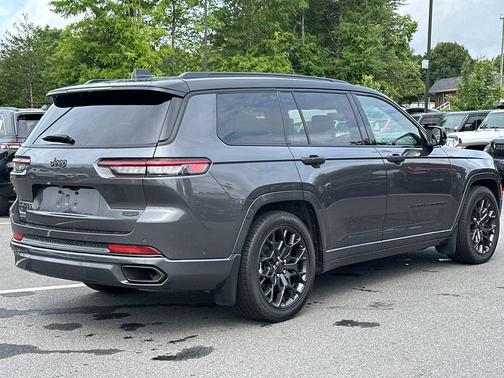 Baltic Gray Metallic Clearcoat 2025 Jeep Grand Cherokee L Summit Reserve