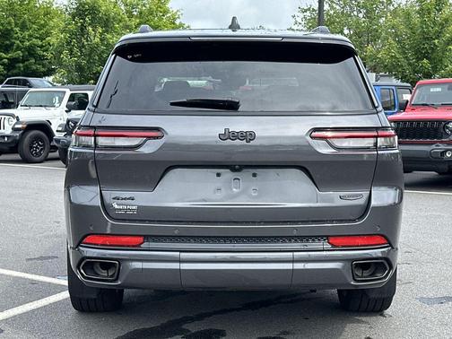 Baltic Gray Metallic Clearcoat 2025 Jeep Grand Cherokee L Summit Reserve