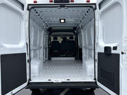 2026 RAM ProMaster 2500 Tradesman