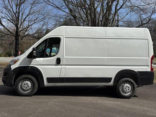 2026 RAM ProMaster 2500 Tradesman