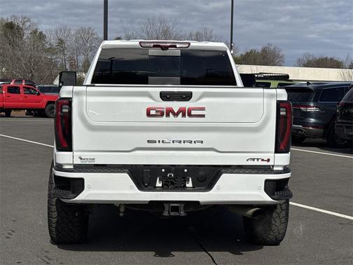 2024 GMC Sierra 2500 AT4