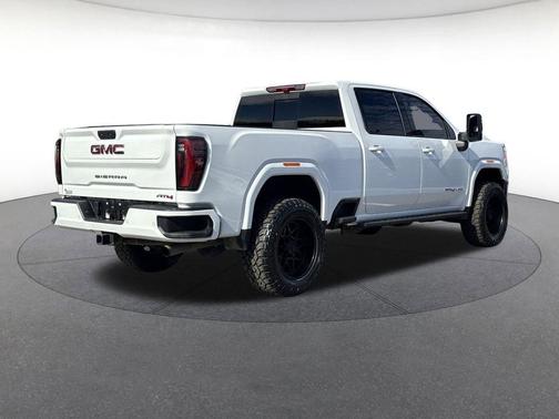 2024 GMC Sierra 2500 AT4