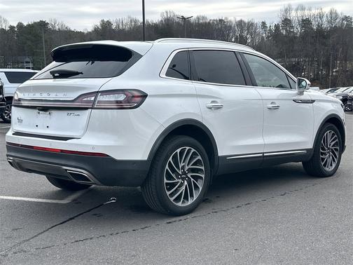 2020 Lincoln Nautilus Reserve