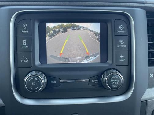2022 RAM 1500 Classic Tradesman Quad Cab 4x2 64' Box