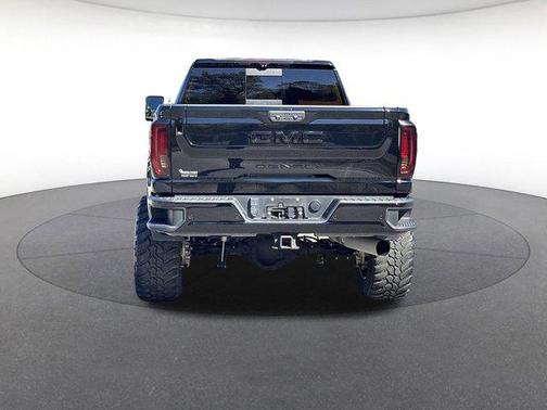 2023 GMC Sierra 2500 Denali