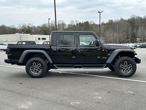 2024 Jeep Gladiator Mojave