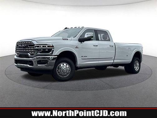2025 RAM 3500 Limited Crew Cab 4x4 8' Box