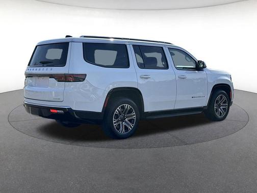 Bright White Clearcoat 2024 Jeep Wagoneer Series II 4x2