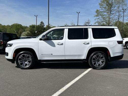 Bright White Clearcoat 2024 Jeep Wagoneer Series II 4x2
