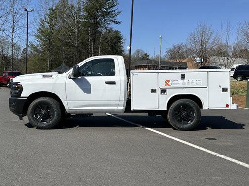 2026 RAM 2500 Tradesman Regular Cab 4x2 8' Box