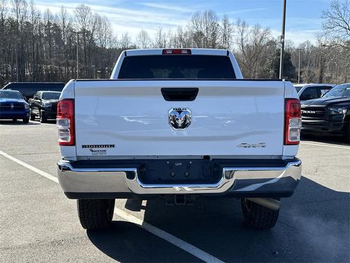 2024 RAM 2500 Big Horn Crew Cab 4x4 6'4' Box