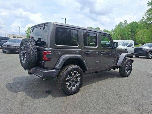 2025 Jeep Wrangler 4-Door Sahara 4x4