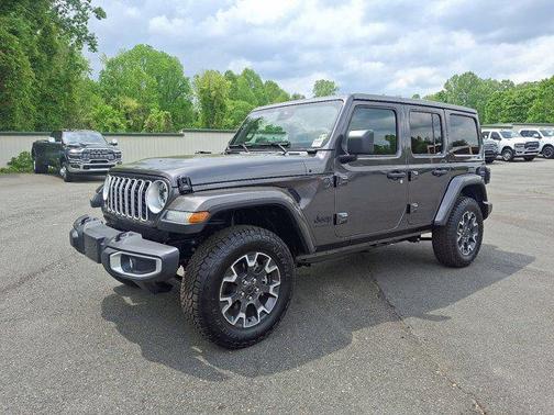 2025 Jeep Wrangler 4-Door Sahara 4x4