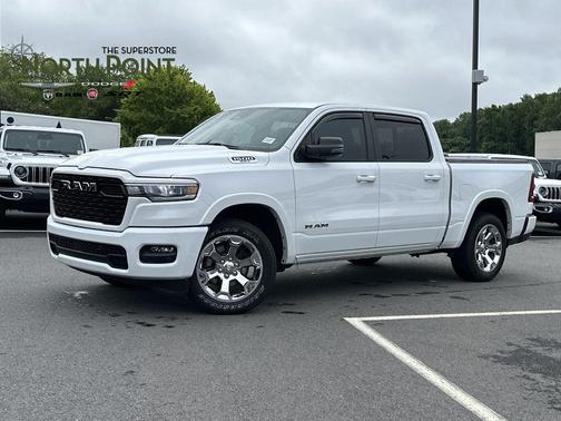 Bright White Clearcoat 2025 RAM 1500 Big Horn/Lone Star