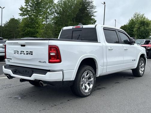Bright White Clearcoat 2025 RAM 1500 Big Horn/Lone Star