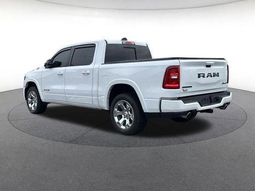 Bright White Clearcoat 2025 RAM 1500 Big Horn/Lone Star