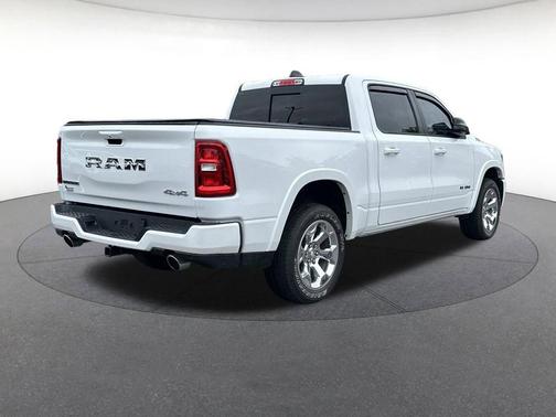 Bright White Clearcoat 2025 RAM 1500 Big Horn/Lone Star