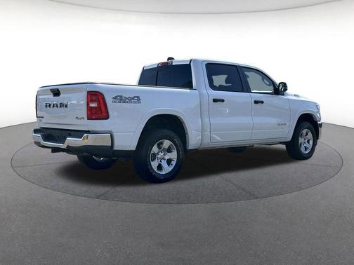 Bright White Clearcoat 2025 RAM 1500 Big Horn/Lone Star